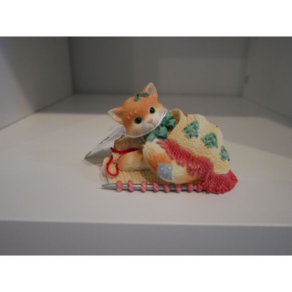 Other - Calico Kittens Friendship Covers the Holidays 1997 Enesco Cat Figurine